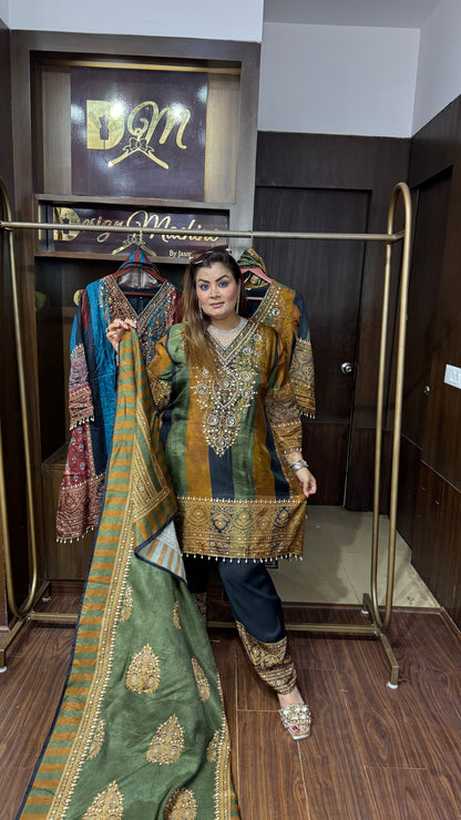 Sakshika (Pure Silk Suit)