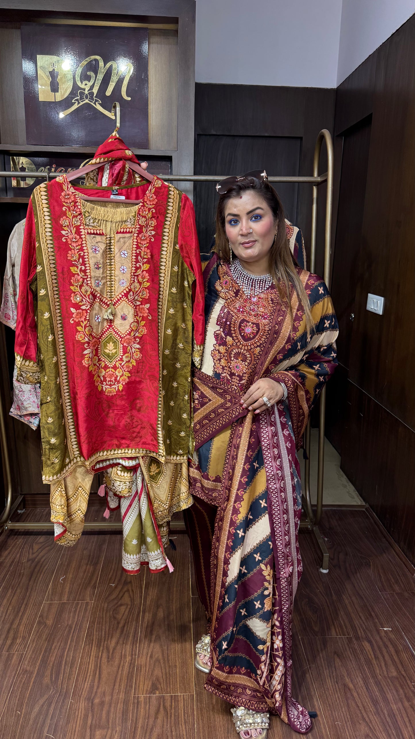 Satakshii (Pure Crepe Suit)