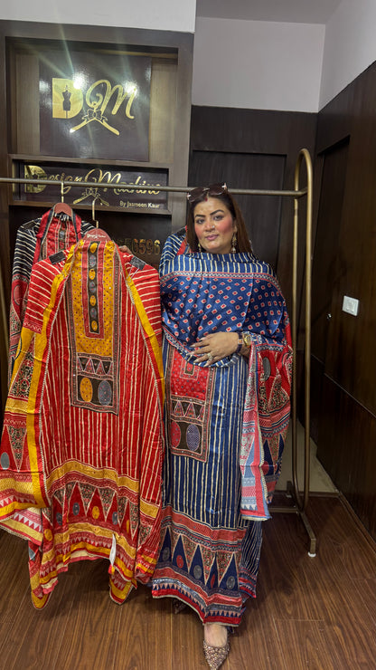 Aarvika Gajji Silk Suit