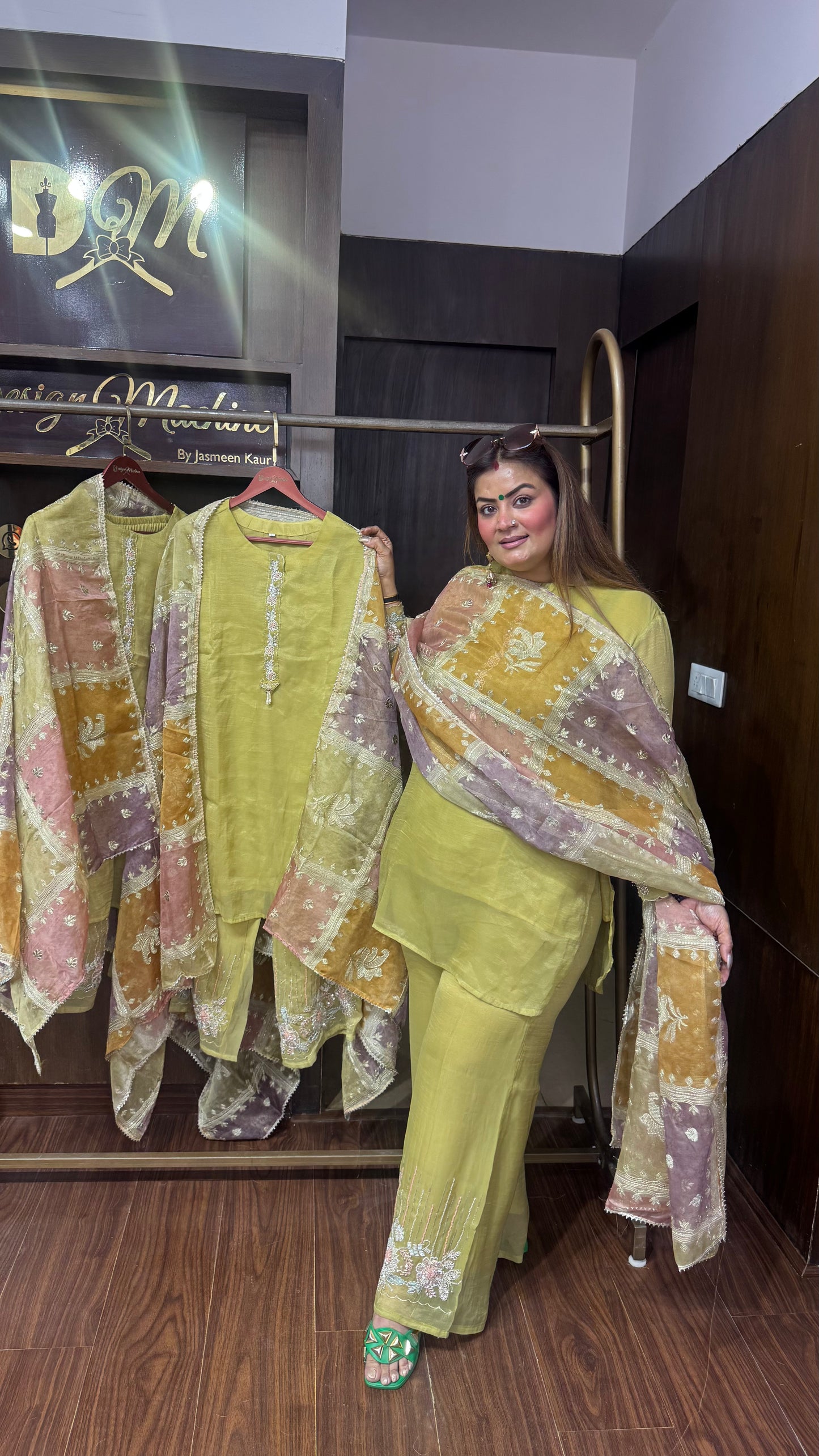 Aurelia Glass Tissue Suit