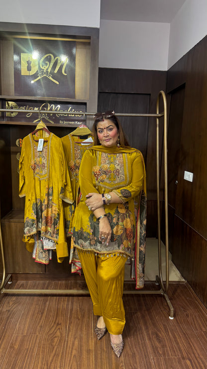 Zavira Pure Crepe Suit