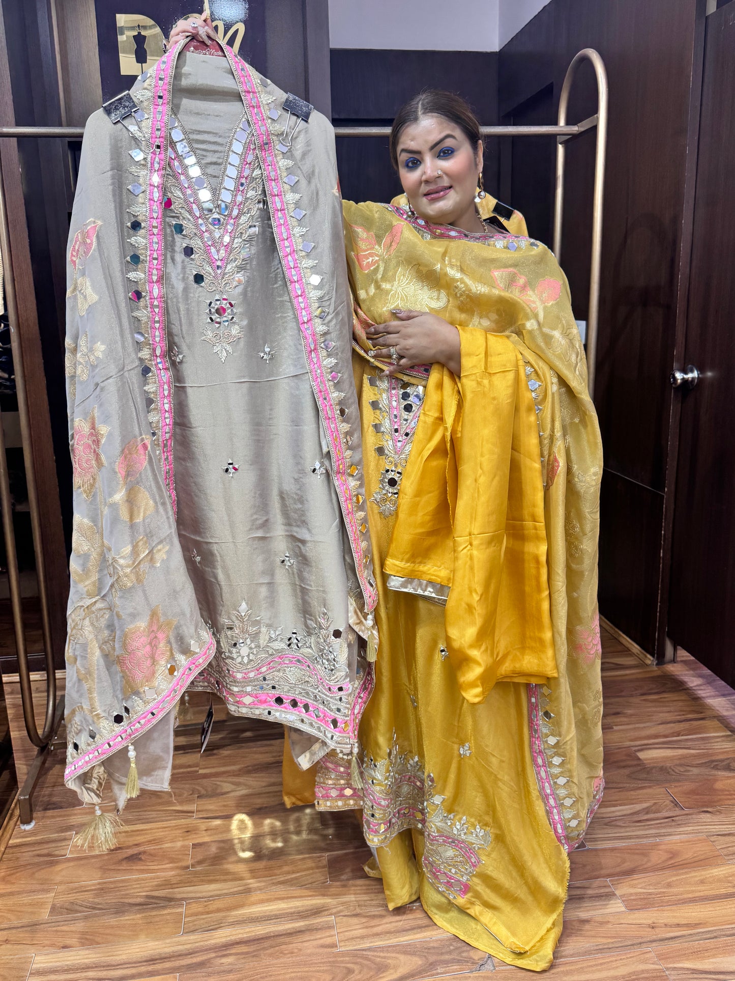 Zari Dreams (Unstitched Suit)