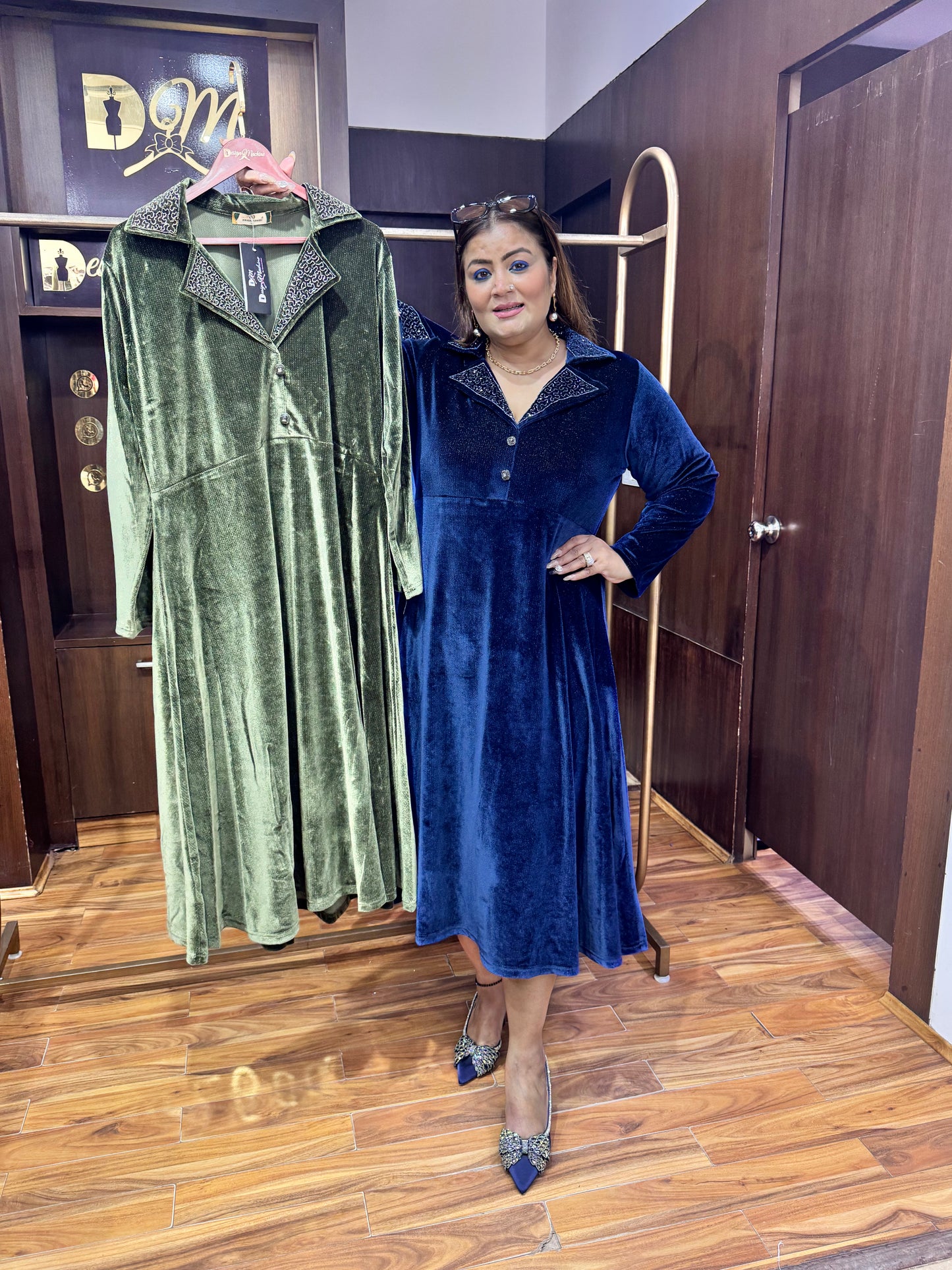 Adaa Velvet Charm (Dress)