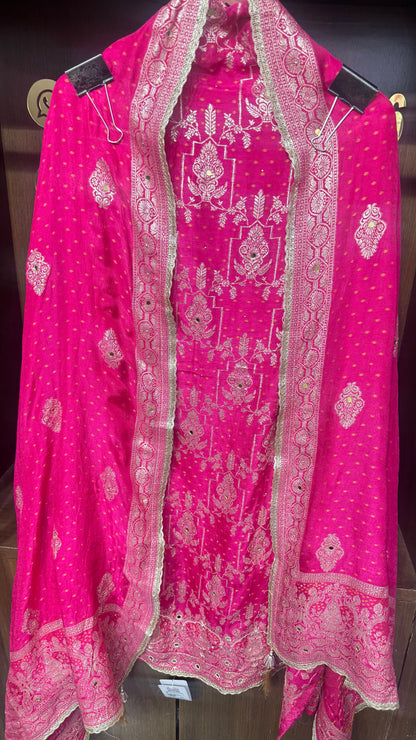 Vanya Pure Banarasi Unstitched Suit