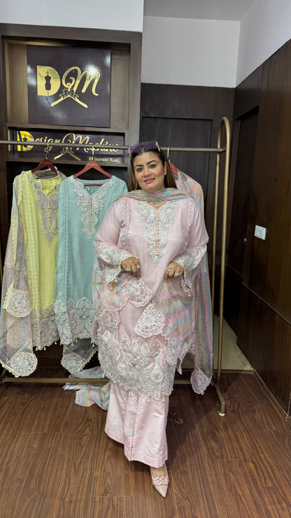 Ria (Shifon Fabric Pakistani Suit)