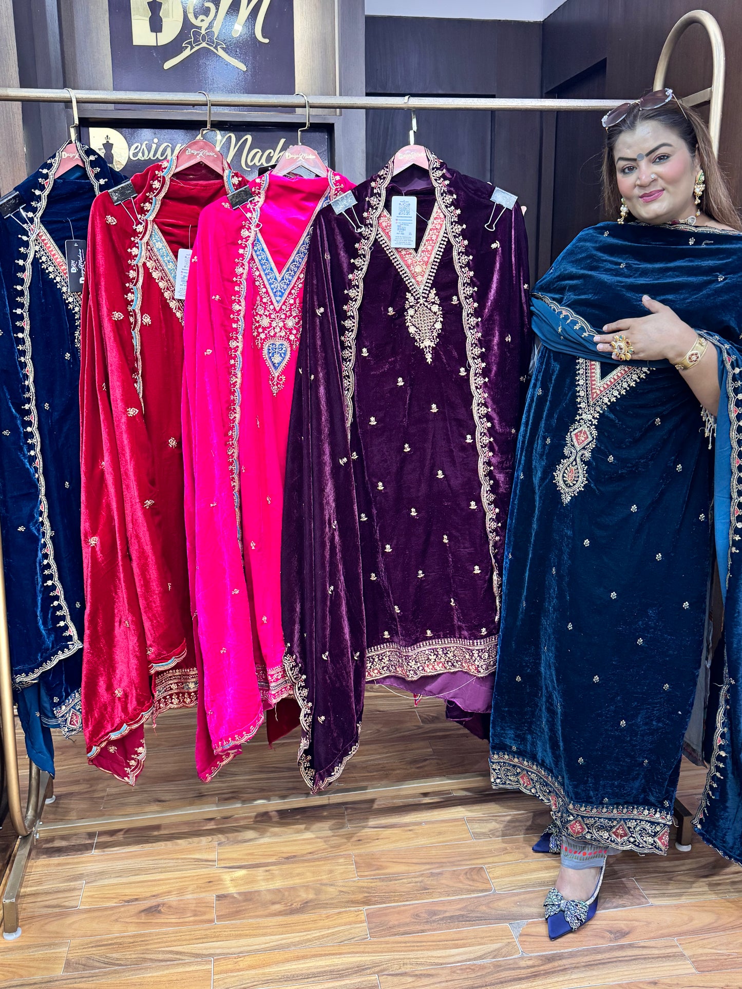 Mughal Grace Velvet (Unstitched Suit)