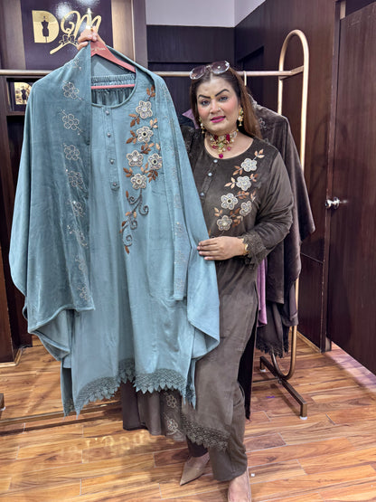 Velvet-e-Nazaakat (Suits)