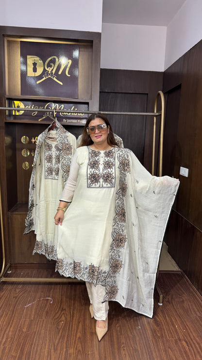 Amayra (Pakistani Suit)