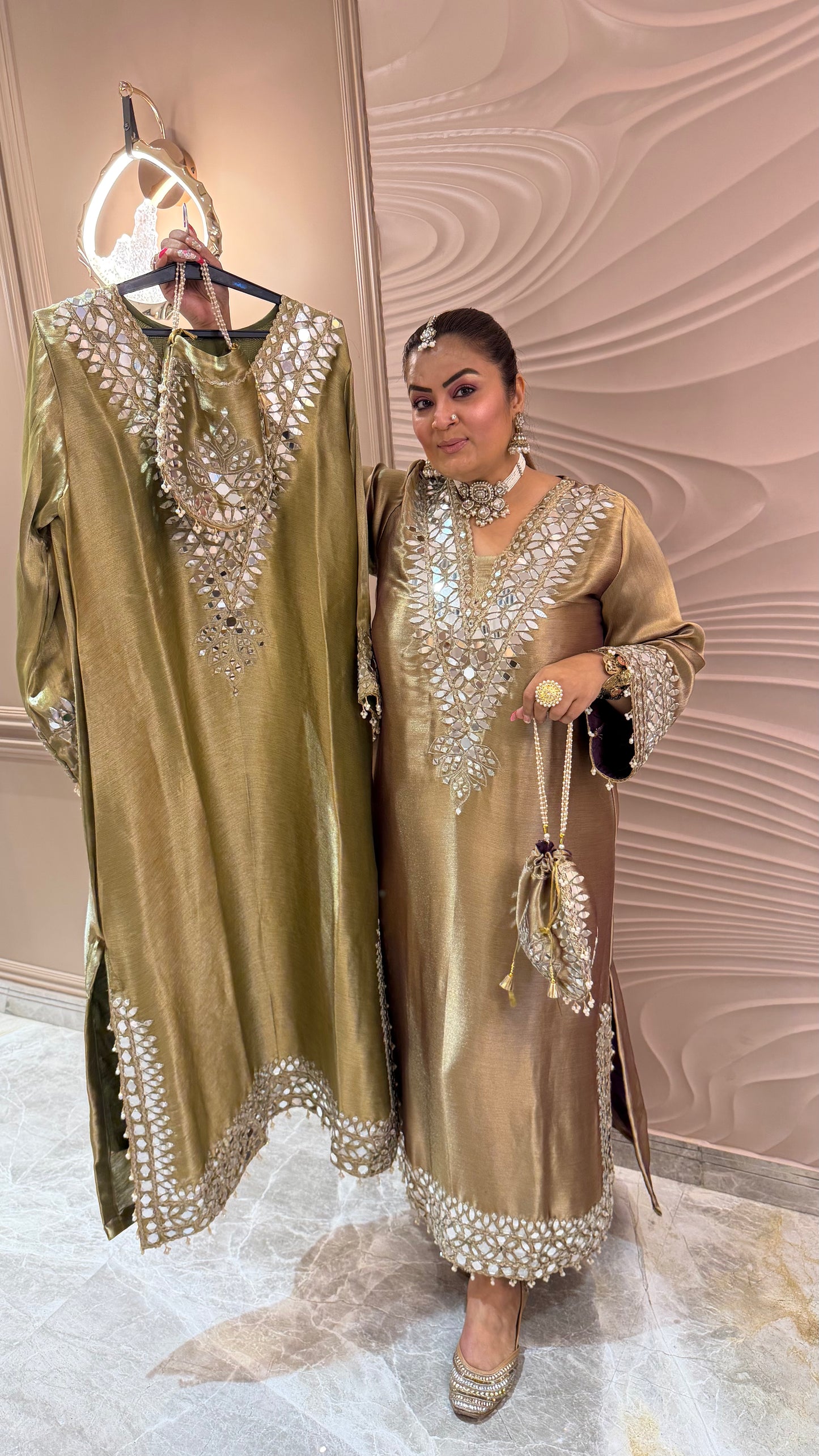Vasira (Beautiful Phiran With Potli)
