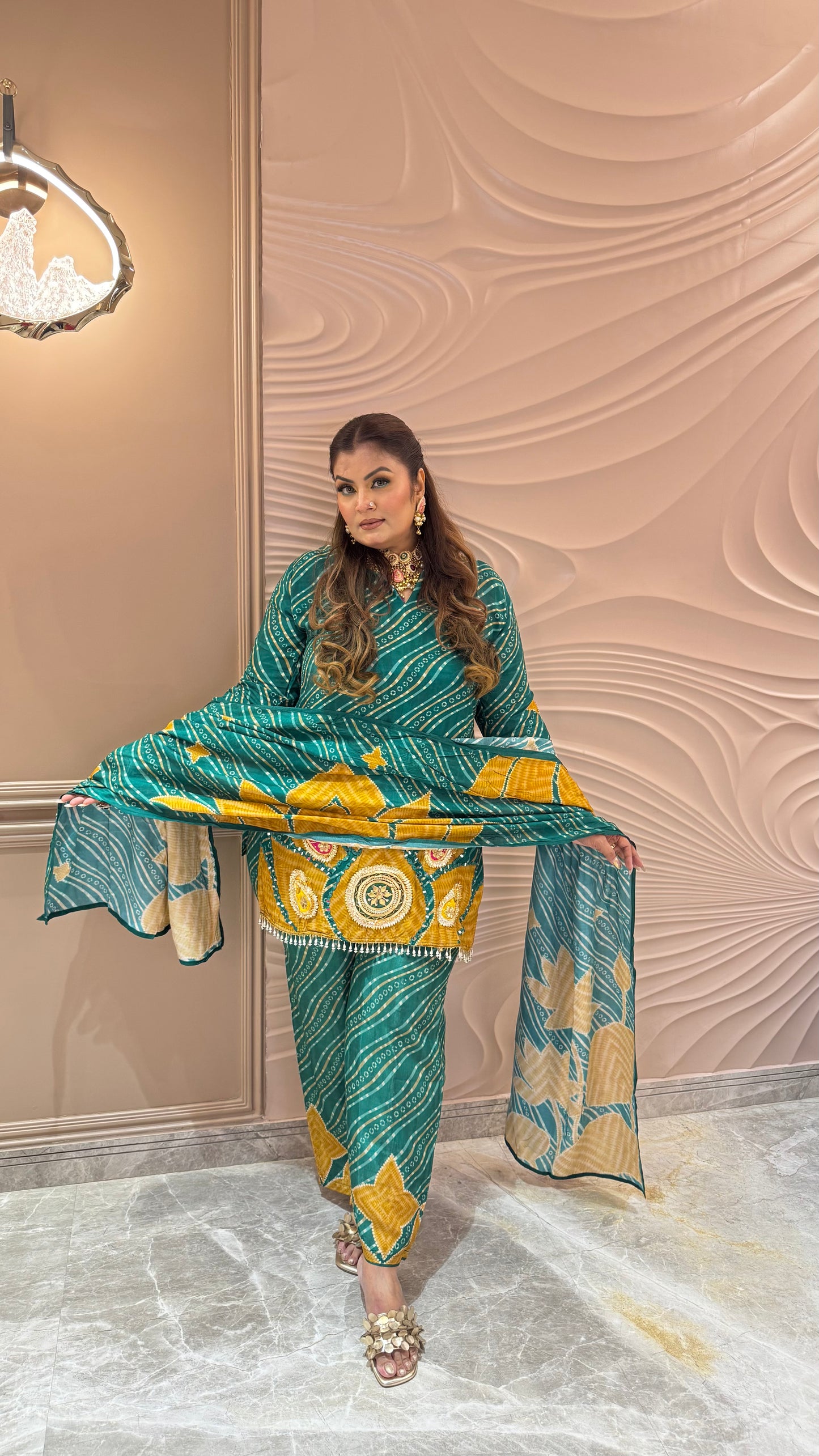 Zareen Pure Crepe Suit