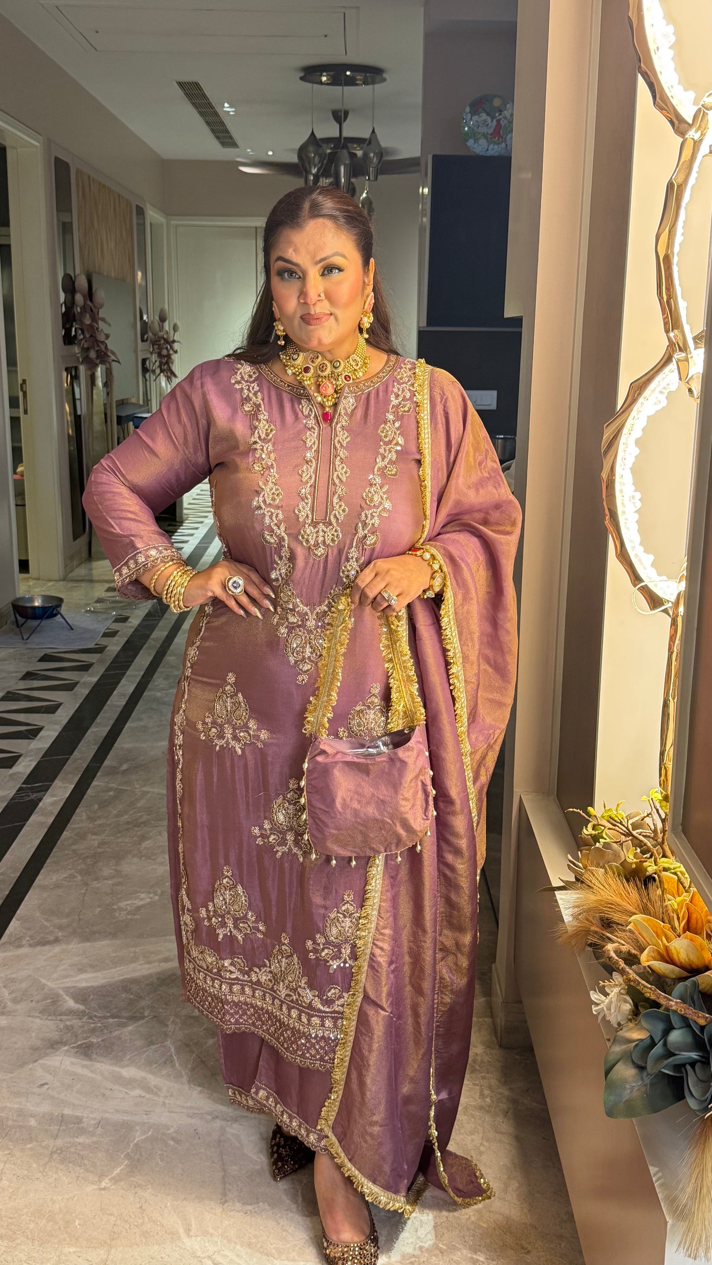 Eshara Glass Tissue Suit