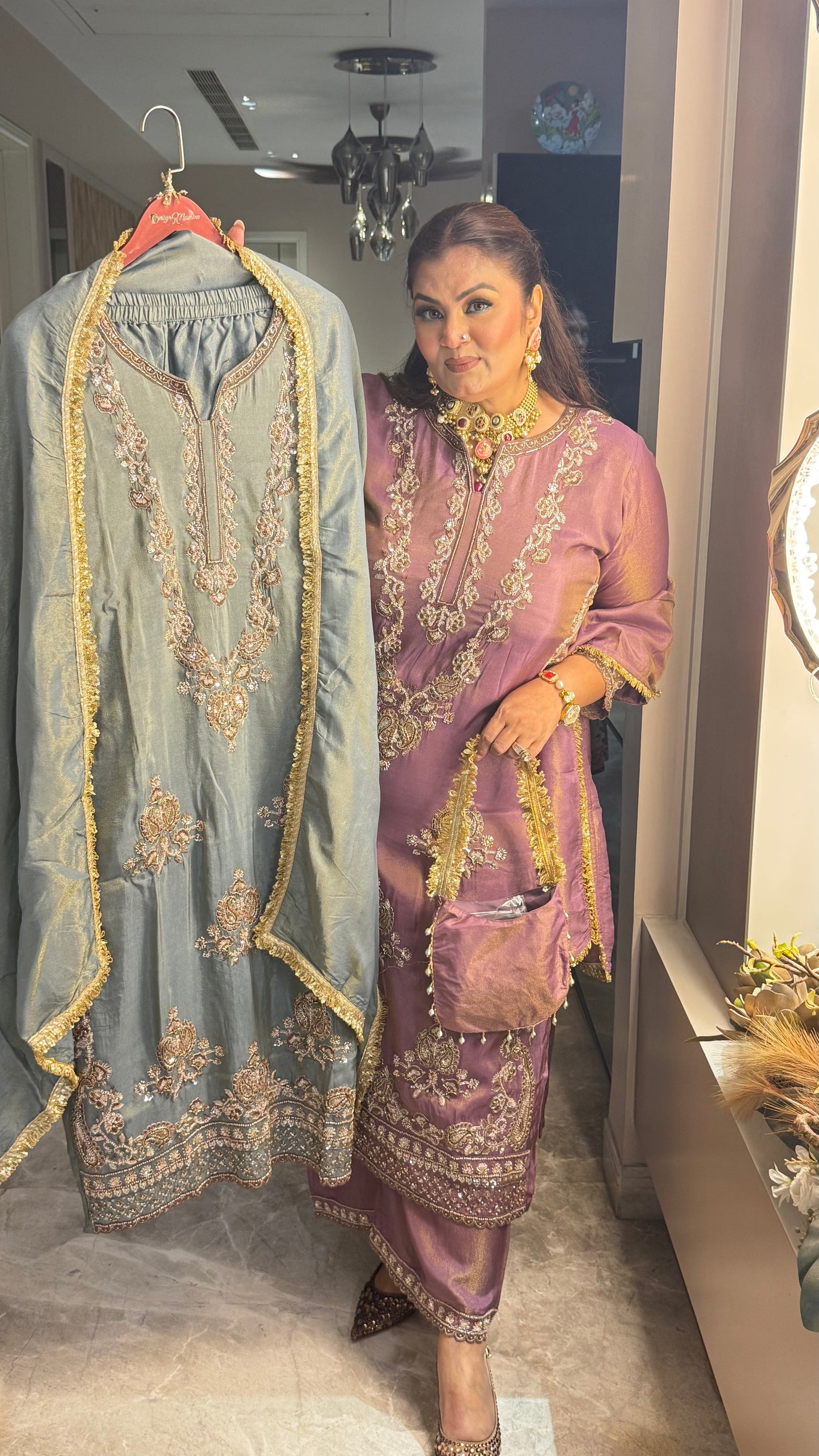 Eshara Glass Tissue Suit