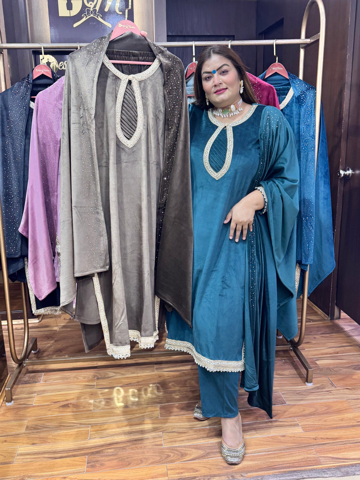 Nazakat (Velvet Suit)