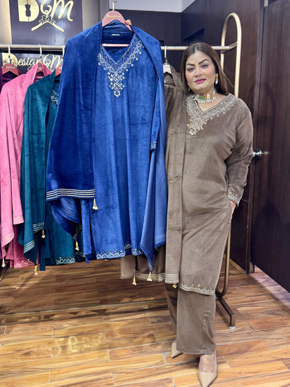 Gulnaaz Royal (Velvet Suit)