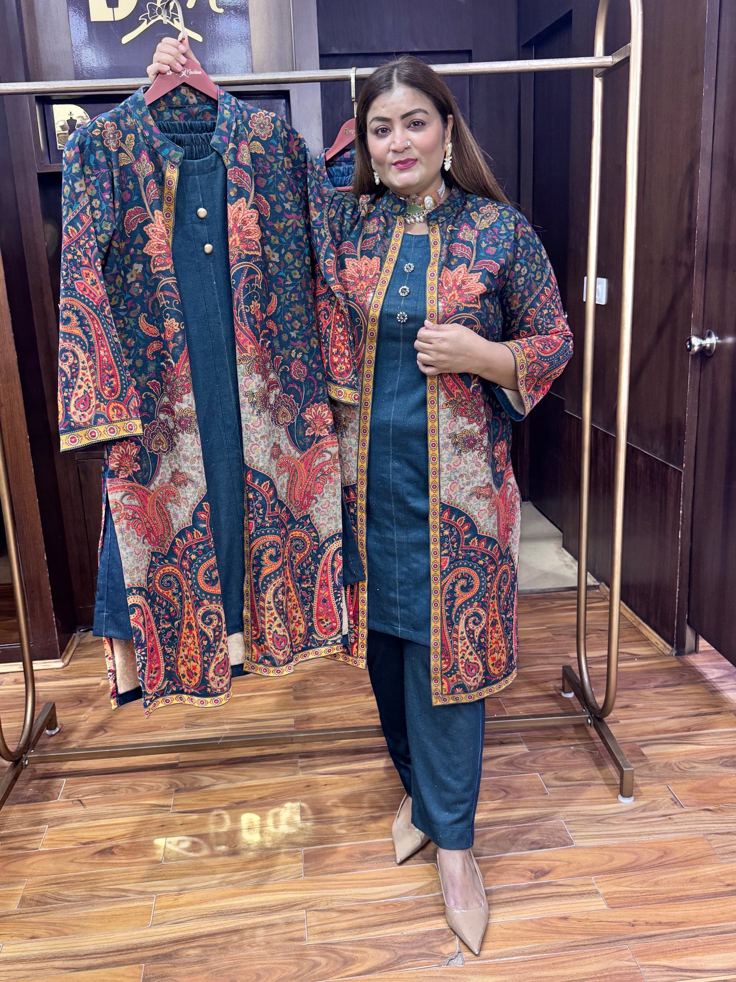 Zariyah Velvet (Cordset)