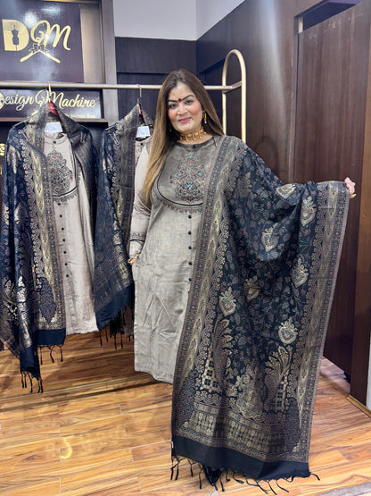 Midnight (Velvet Suit)