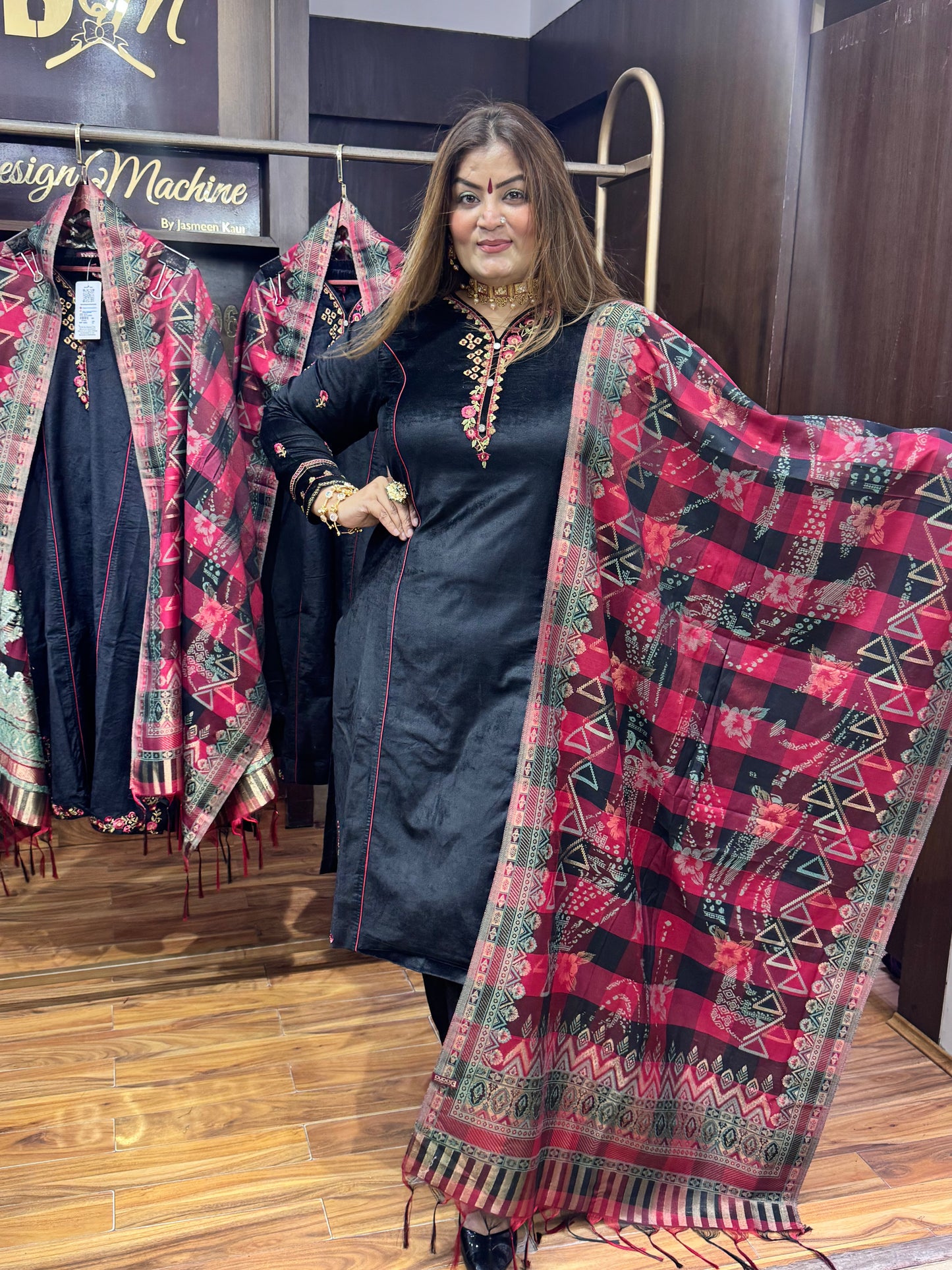 Sitara (Velvet Suit)