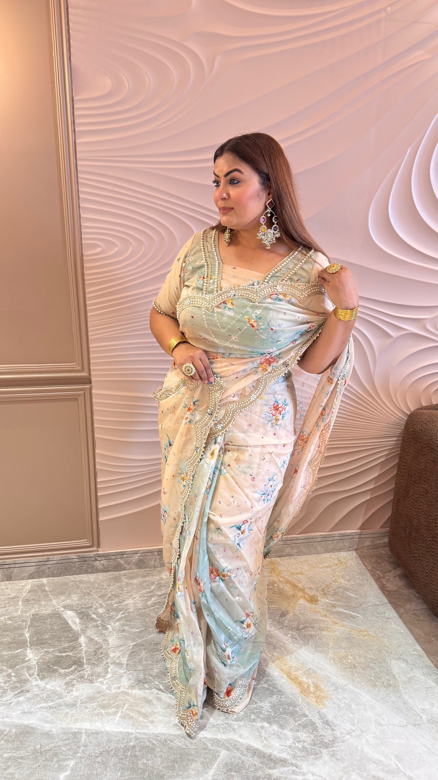 Avnera (Organza Tissue Saree)