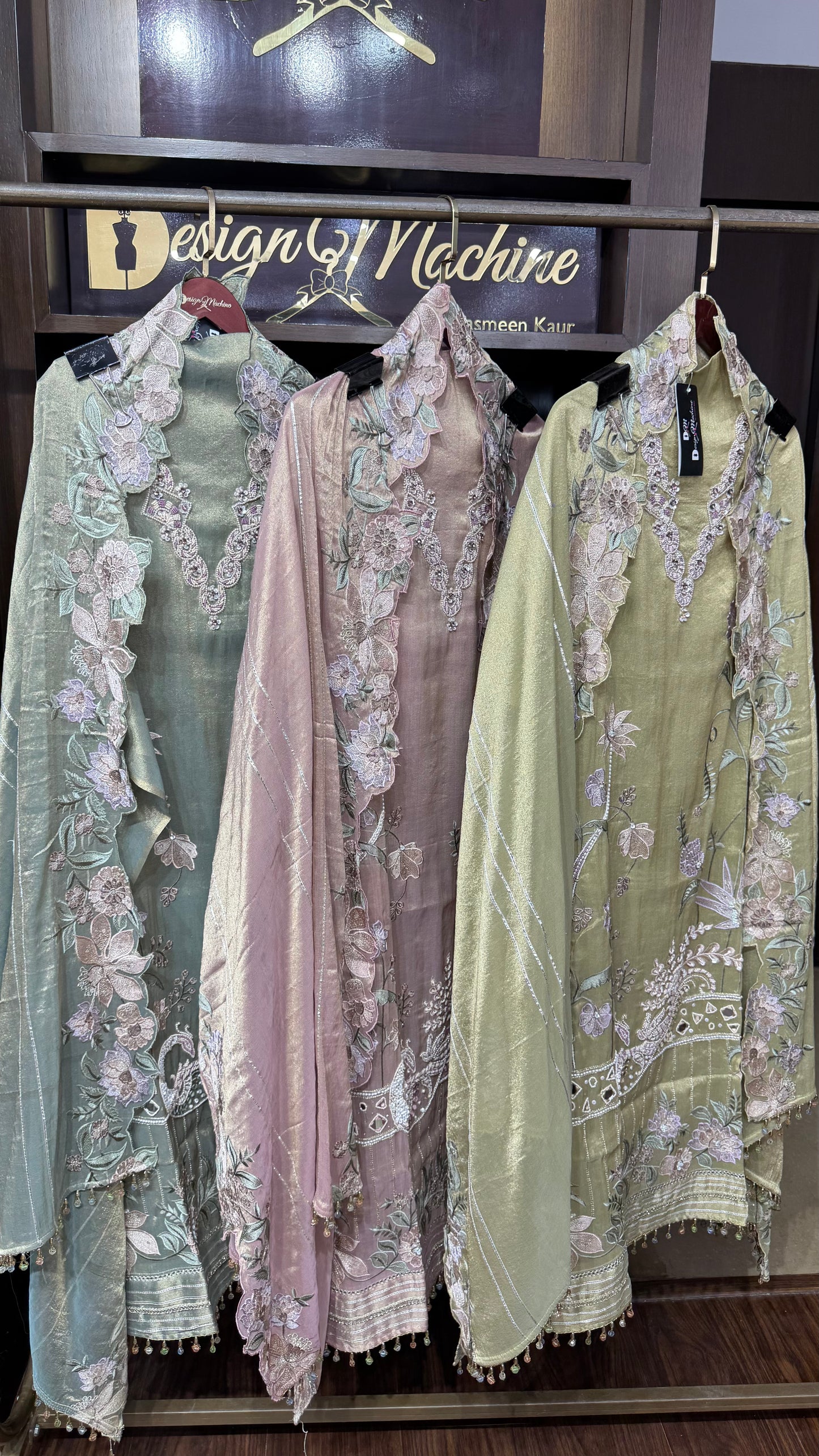 Rida (Shimmer Tissue Unstitch Suit)