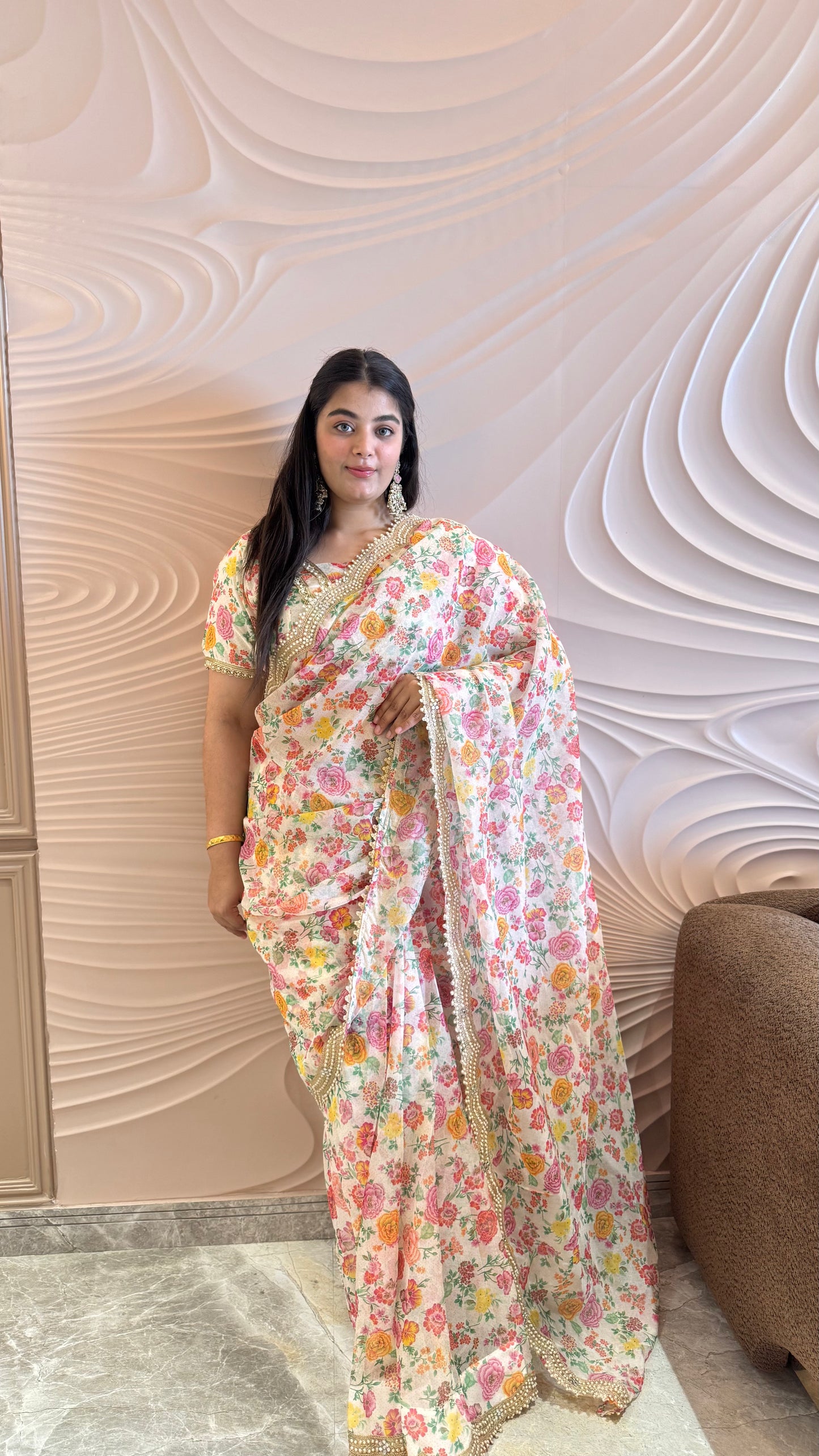 Avnera (Organza Tissue Saree)