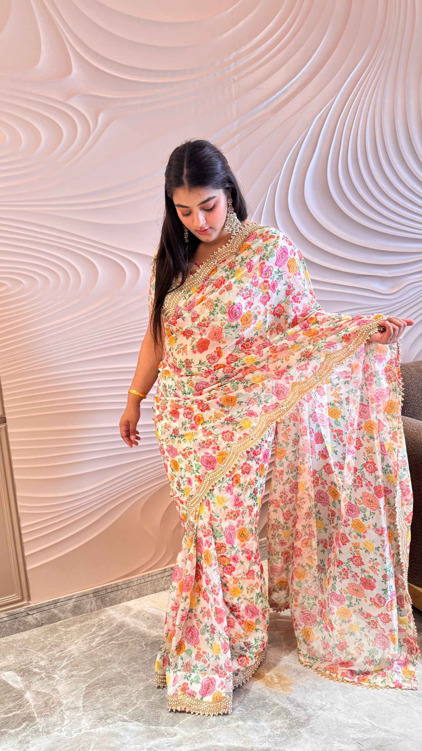 Avnera (Organza Tissue Saree)