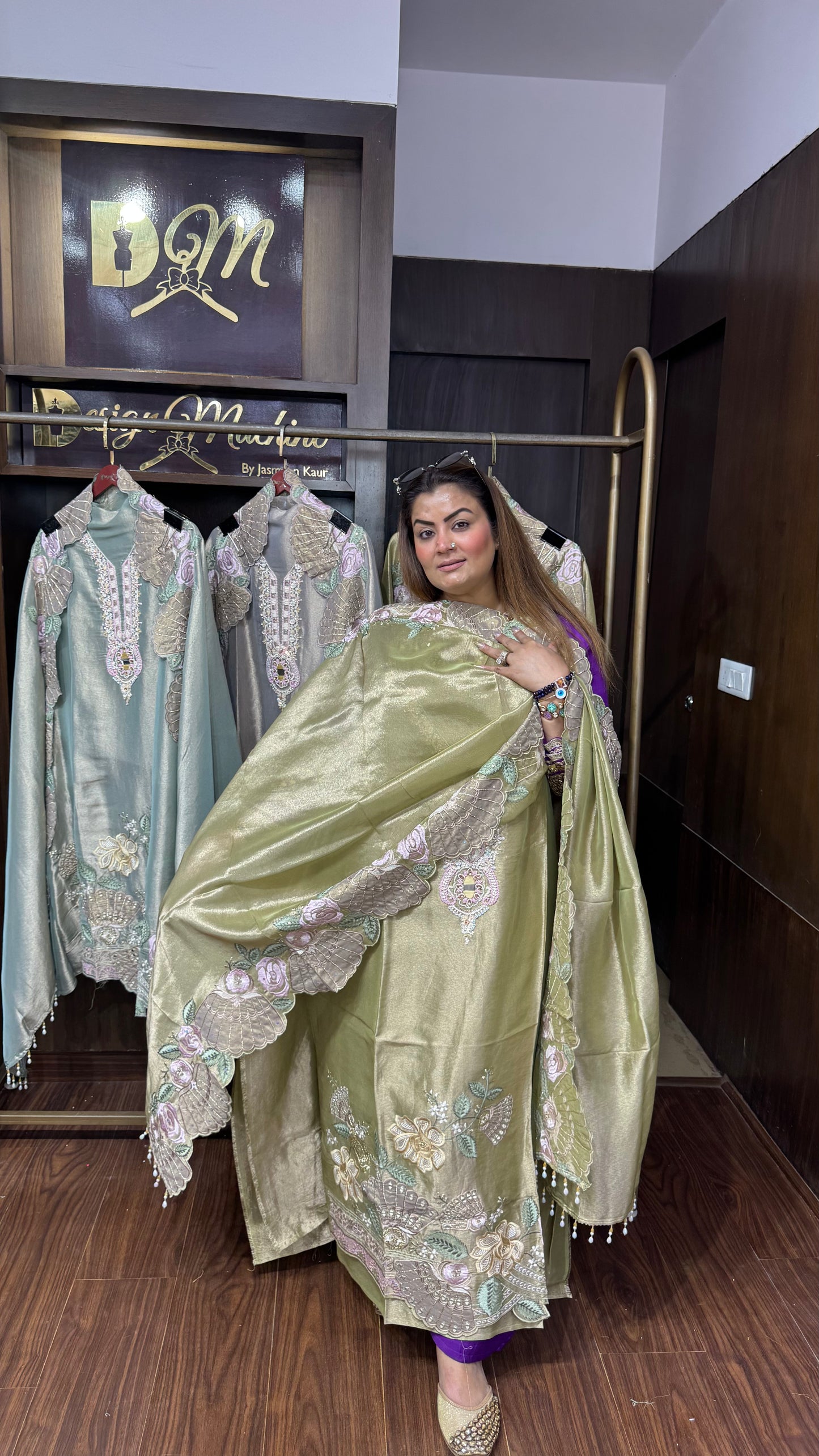 Shreya (Shimmer Tissue Unstitch Suit)
