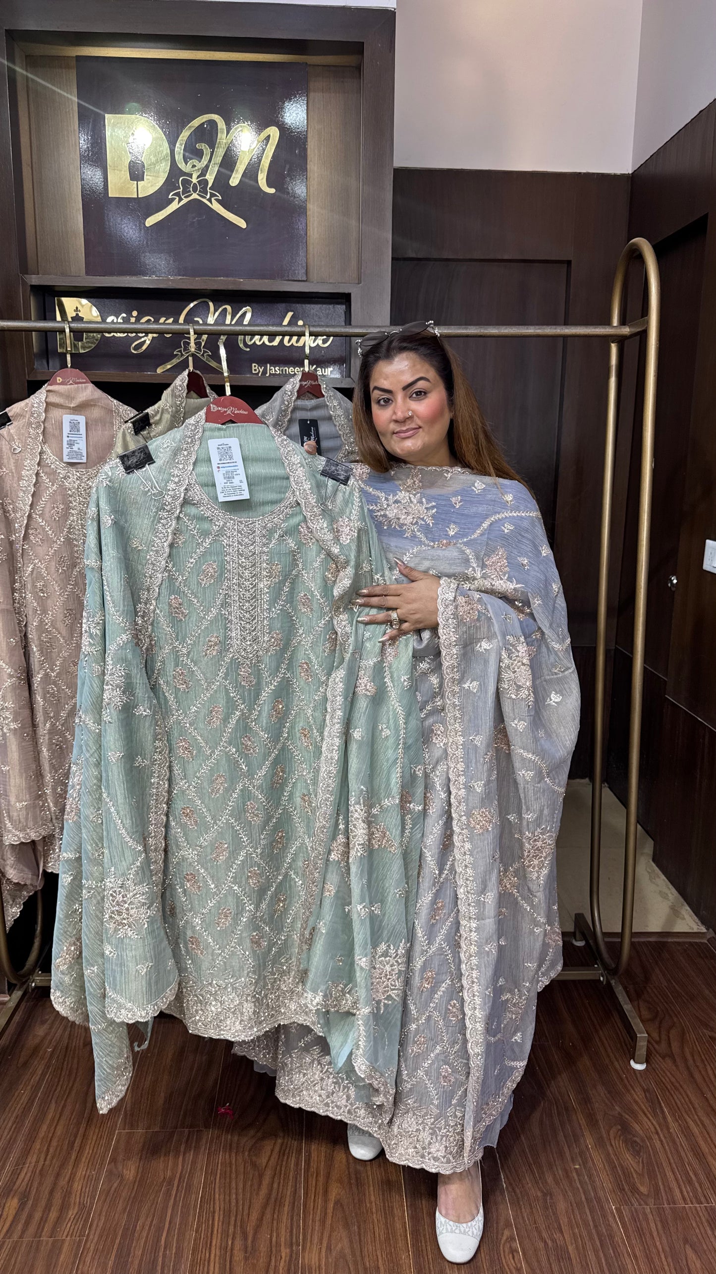 Nitya (Glass Tissue Unstitch Suit)