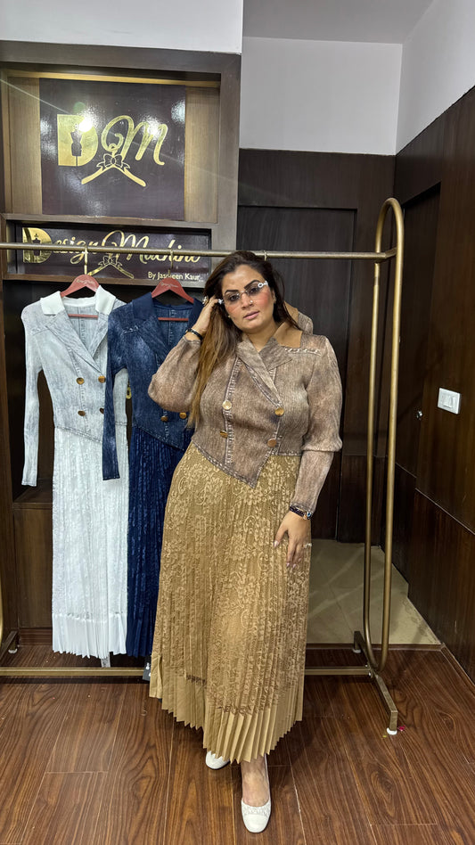 Shriya (Magic Dress)