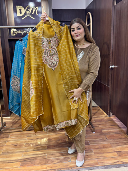 Classic Charm (Unstitched Suit)