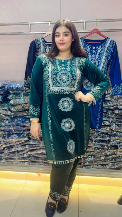 Amora Velvet (Cordset)