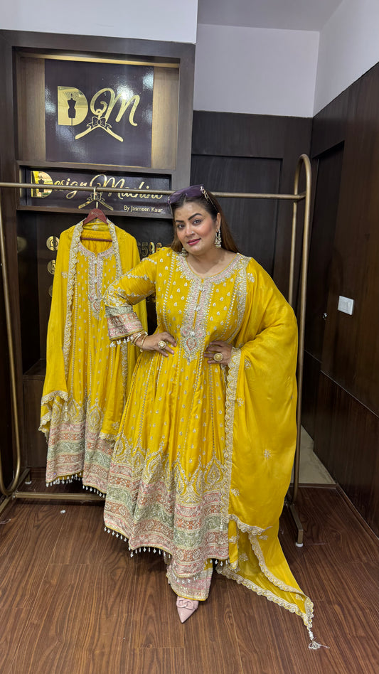 Avelisse (Pure Chinnon Anarkali Suit)