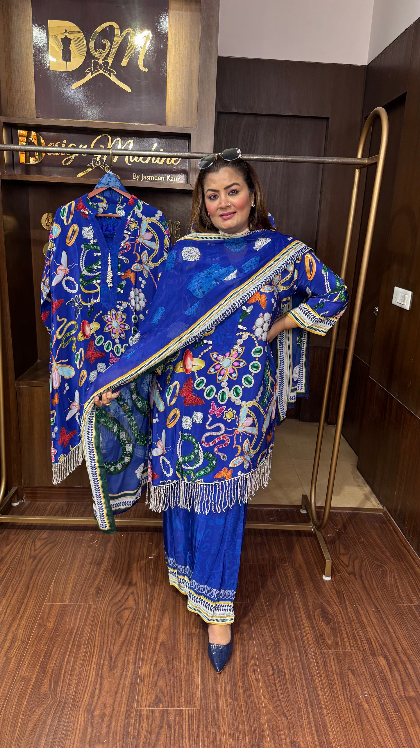 Azirra (Pure Crepe Suit)