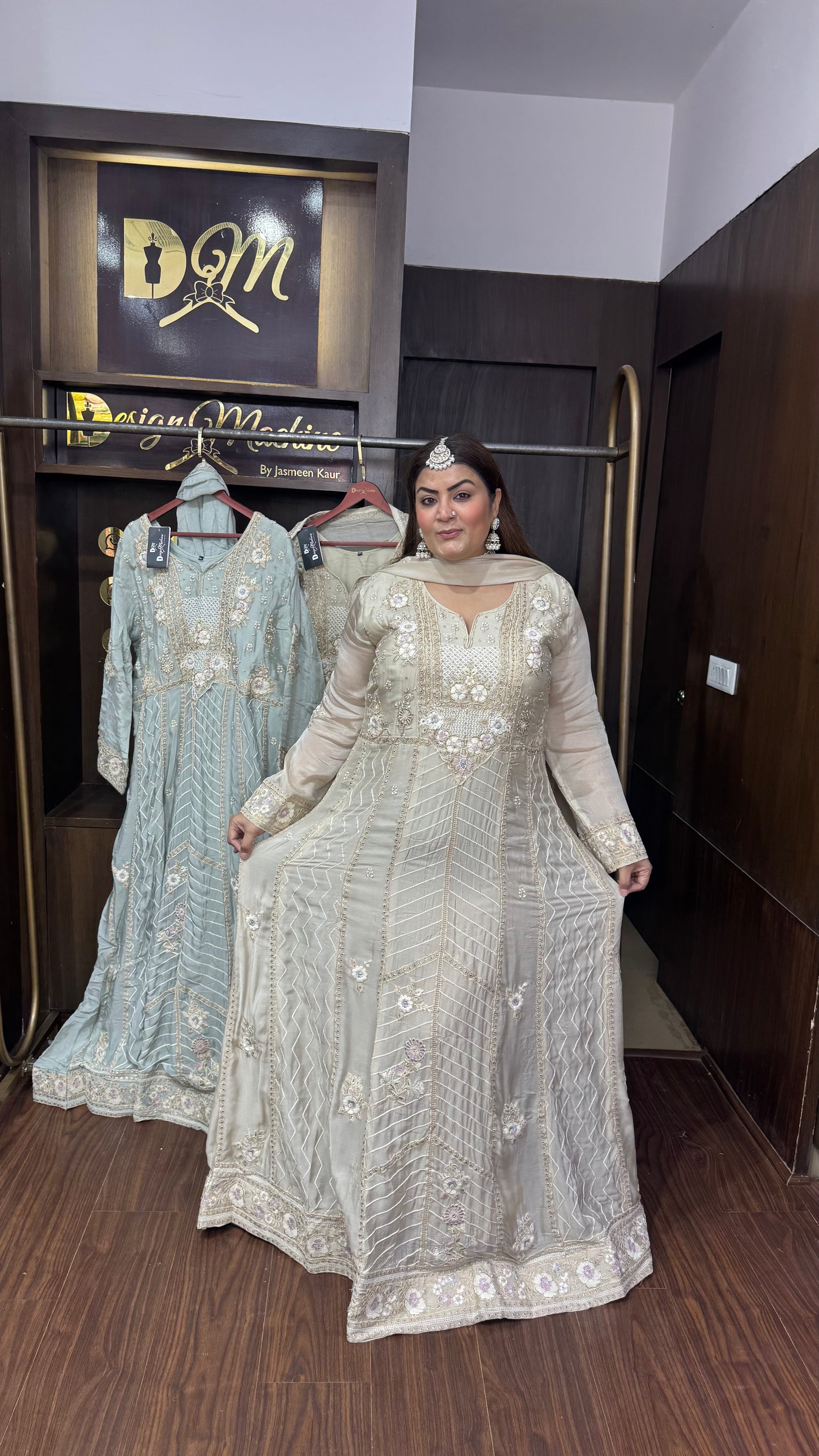 Mireza (Pure Chinnon 1 Piece Gown)
