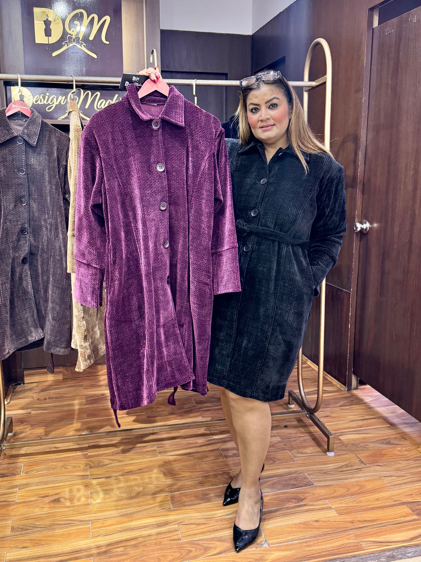 Pearl Drop Velvet (Dress)