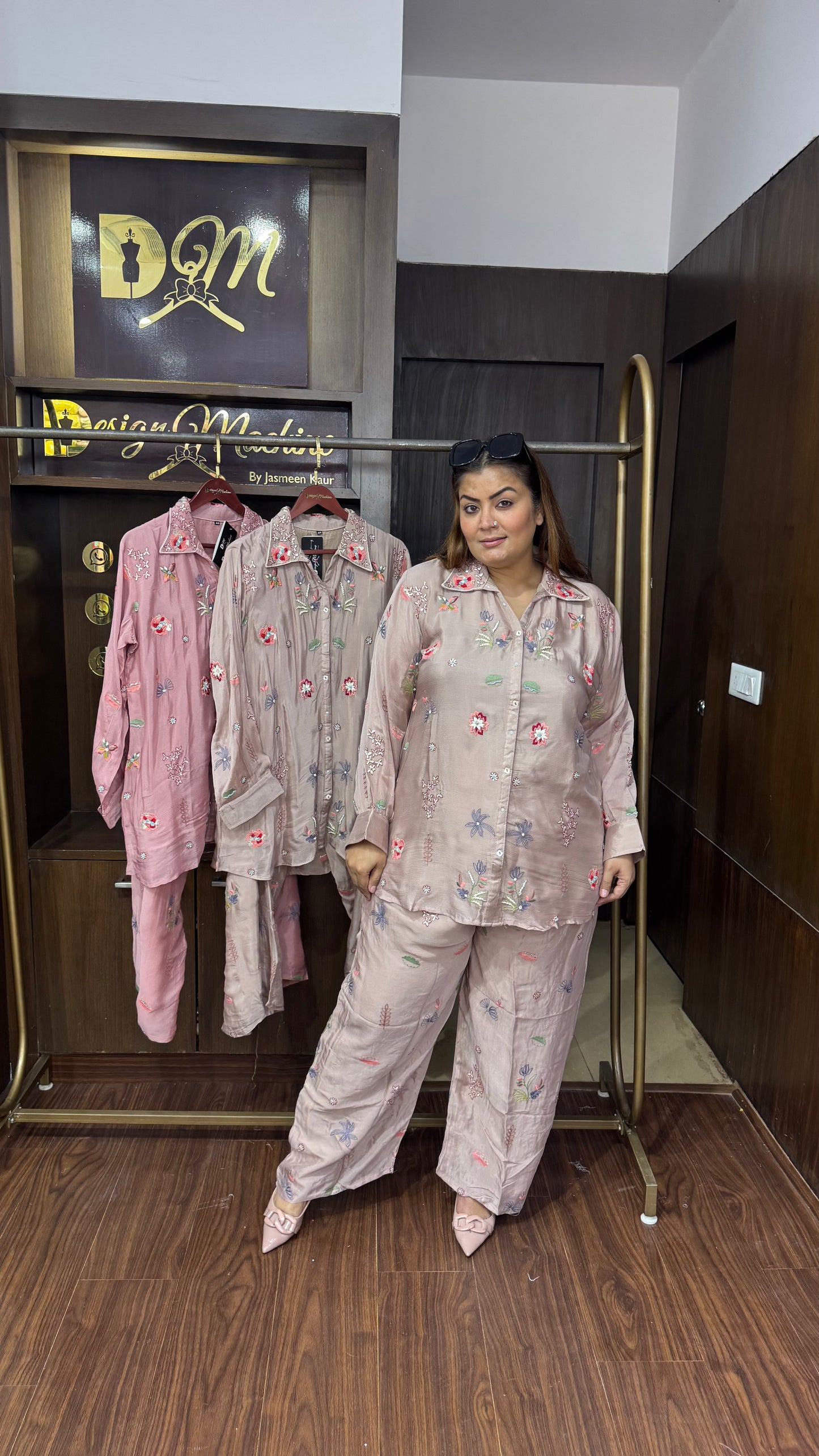 Roveya (Pure Chinnon Cordset)