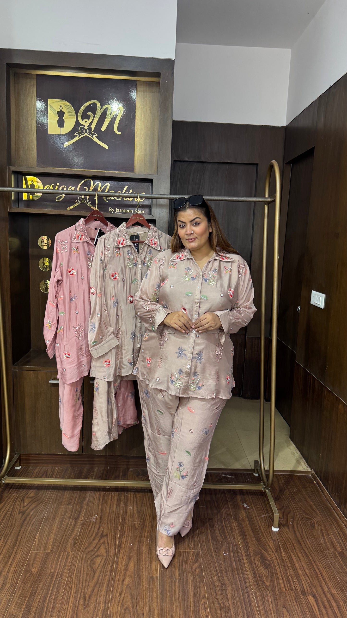 Roveya (Pure Chinnon Cordset)