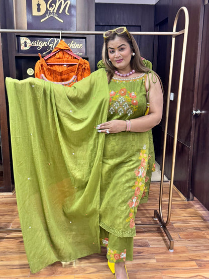 sleeveless cotton suit