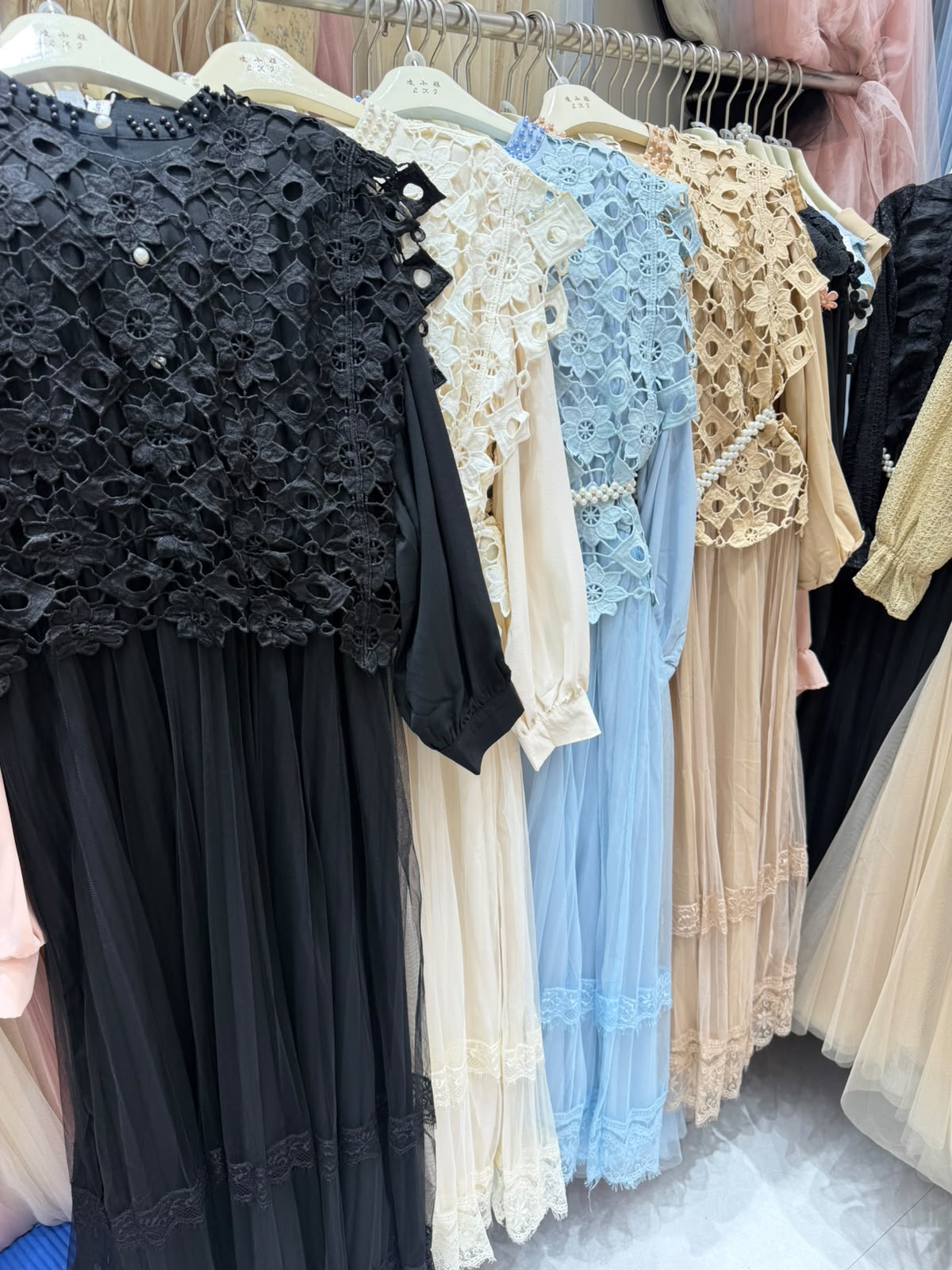 Elegant Floral Lace Stretchable Dress