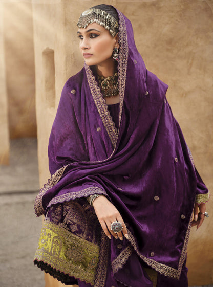 Regal Velvet Elegance